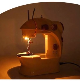 Resim Pratik Taşınabilir Elektrikli Veya Pilli Seyahat Tipi Hız Ayarlı Kademeli Dikiş Makinesi 