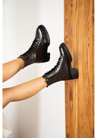 Resim Shoetek Gwen Kadın Bot Taşlı Bağcıklı Fermuarlı Postal Platin Deri Platin 