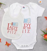 Resim Bitmeyen Kartuş Bk Kids Lady Of The Piiz Tasarımlı Beyaz Bebek Body Zıbın Ve Mama Önlüğü Hediye Seti-1 