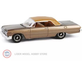 Resim 1:64 Greenlight 1963 Chevrolet Impala SS Convertible Top Up in Bronze Metallic 