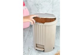 Resim Özel Kalite Bas Aç Mekanizmalı Banyo ve Mutfak Pedallı Çöp Kovası - Beyaz 