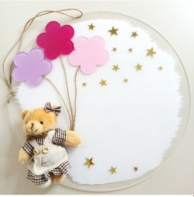 Resim Kişiye Özel İsimli Ayıcıklı Kız Bebek Kapı Süsü Beyaz - Pembe 