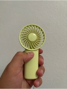 Resim Bengisa Yaz Sıcakları İçin Uygun Mini Fan 