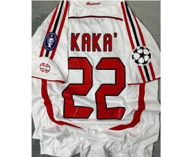 Resim Alaturka Mix Efsane Milan Kaka 22 Retro Beyaz Futbol Forması Hava Alabilen Polyester Kumaş Halısaha Forması 