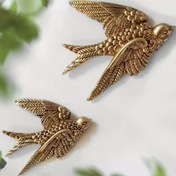 Resim 1 adet Altın Uçan Kuş Duvar Süsü, Reçine ile Üretilmiş Kırlangıç Figürü, Sanat Deco Tarzı Ev Vazosu, Elektrik Gerektirmez, Tüysüz, İç Mekan Süsü|Zarif Duvar Sanatı|Altın Kaplama, Kuş Dekoru 