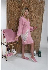 Resim Flora Gelin Bornoz Seti 5 Parça Dantelli Çeyiz Bayan Bornoz Seti Pembe 