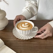 Resim Seramik Japon Kahve Fincanı ve Bardak Altlığı Seti, Kahvaltı, Çay Partileri, Öğleden Sonra Çayı, Bahçeler, Restoranlar ve Diğer Durumlar İçin Uygundur, Hem Yaz Hem de Kış Aylarında İçmek İçin Çok Yönlüdür. 