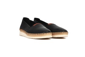 Resim Derimod Kadın Siyah Kalın Tabanlı Deri Comfort Ayakkabı 26PFD500918 