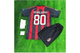 Resim Alaturka Mix Efsane Milan Ronaldinho Çocuk Futbol Forması 4'lü Set 