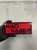 Resim Kırmızı Renk Üzeri Siyah Renk Hacı Naber Yazılı Vantuzlu Cam Süsü 
