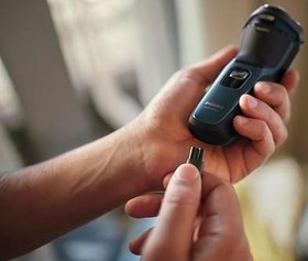 Resim Philips 3000 Serisi Tıraş Makinesi, Islak ve Kuru Kullanım, 5D Esnek Başlık, PowerCut Bıçaklar, Hassas Ciltler İçin, S3144/00 