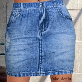 Resim Kadınlar için A-Line Mini Etek, Faux Cebi ve Faux Düğmeleri ile Uygun Tasarım. 