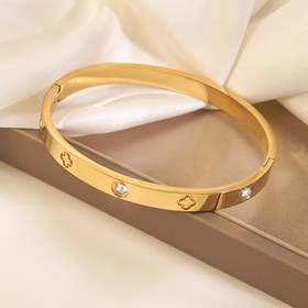 Resim 1 adet Titanyum Çelik Bileklik, Ayna Parlatılmış, Vakum Elektrokaplama 18K Altın Kaplama, Solmaz, Şanslı Dört Yapraklı Böcek, Moda Klasik Stil, Günlük Giyim İçin Uygun, Kadınlar İçin Takı, Bayan İçin Bileklik 