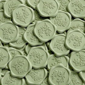 Resim 20 adet Kendinden Yapışkanlı Okaliptüs Mum Mühür Etiketleri - Çiçek Kabartmalı, Açık Yeşil Plastik Zarf Mühürleri Düğünler, Noel, Sevgililer Günü, Anneler Günü ve Yaz Dekoru için, Isıya İhtiyaç Yok 