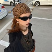 Resim Kadın Saç Aksesuarı Başörtüsü, Yaka ile Çok Yönlü Çiçekli Çanta Başörtüsü, Moda Gezisi Maçı, Ayrıca Bir Çanta Süslemesi Eşarp Olarak da Kullanılabilir 
