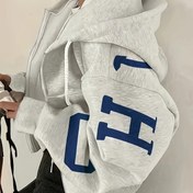 Resim Kadınlar İçin Y2K Tarzı Açık Gri Fermuarlı Kapüşonlu Sweatshirt - Mavi Yazılı Baskı, Trend Kısa Üst Stili, Tüm Mevsimlere Uygun Rahat Ceket, Uzun Kollu & Kolay Bakım (Elde Yıkama/Kuru Temizleme), Şirin Hoodie, Çok Amaçlı Dış Giyim, Dayanıklı Fermuar, Retro Moda, Hafif Kumaş, Şık Streetwear 