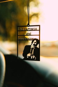 Resim Oyunzu Araba Süsü Metal Müslüm Gürses Ne Yaptımsa Dikiz Aynası Süsü 