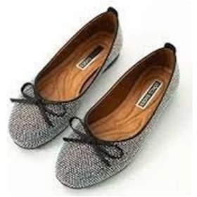 Resim Potte Siyah Saten Babet Ayakkabı Göründüğü Gibi 