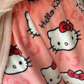 Resim [1 adet Hello Kitty Flanel Pijama Pantolonu] 1 adet Hello Kitty Kadın Flanel Pijama Pantolonu - Zıt Detaylı Şık Polyester Salon Pantolonu, Tüm Sezon Konforlu Uyku Giysileri, Orijinal Lisanslı Anime Desenli 