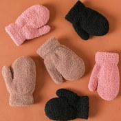 Resim Gençlerin Kış Sıcak Örgü Peluş Eldivenleri - Kalınlaştırılmış Polarlı Eldivenler Kalp ve Yıldız Desenleriyle, Düz Renkli (Pembe, Bej, Siyah) Gençler İçin, Gençler Kış Eldivenleri, Gençler El Koruma, Oynak Gençler Modası, Yumuşak Gençler Modası 