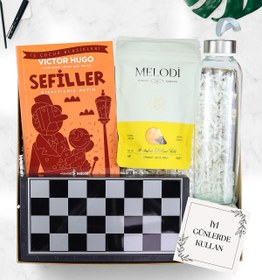 Resim Sefiller Kitabı & Manyetik Satranç - Tavla - Dama & Cam Matara & Melodi Draje Hediye Seti 