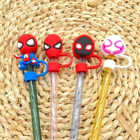 Resim MARVEL Spider-Man Yeniden Kullanılabilir PVC Pipet Kapakları - 3 Farklı Süper Kahraman Tasarımlı (Mavi/Kırmızı, Siyah/Beyaz, Pembe/Beyaz) İçecek Samanları & Şişeler için, Halloween Noel Bayram Hediyesi, Aile ve Arkadaşlar Koleksiyonluk 