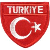 Resim Aplike Ütü Ile Yapışan Türk Bayrağı Türkiye Yazılı Arma 4 cm 