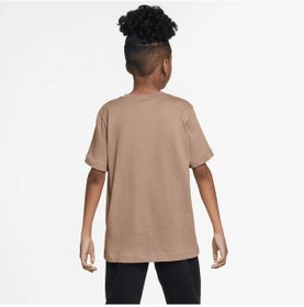 Resim Nike Sportswear Pamuklu Çocuk T-shirt Kahve 