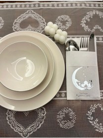 Resim Gümüş Yaldızlı Beyaz Hoşgeldin Ramazan Yeni Ay Desenli Cepli Peçete 12 Li 