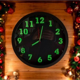 Resim Fosforlu Yeşil Siyah Duvar Saati Çap 29,5 Cm Siyah 