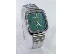 Resim Curren Çelik Kordonlu, Takvimli, Retro, Kadranı Yeşil, Su Geçirmez, 2 Yıl Garantili Erkek Kol Saati 