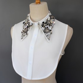 Resim Parlak çiçek işlemeli şık beyaz kolsuz bluz - Rahatdan resmi etkinliklere kadar çok yönlü, polyester kumaş, makinede yıkanabilir, resmi kıyafet|Şık bluz|Dokulu 