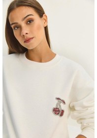 Resim Shade Kadın Bisiklet Yaka Kiraz Taş İşlemeli Üç İplik Şardonlu Sweatshirt 60601047 - Beyaz 
