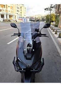 Resim Motocam Salcano Wind 150 Ön Cam 2023-2025 Model 57cm Füme Renkli 4mm 