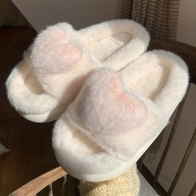 Resim Kadınların Kalp Şekilli Peluş Terlikleri, Sıcak Açık Burunlu Kayma İç Mekan Ayakkabıları, PVC Tabanlı Tüm Mevsim Rahat Kumaş Terlikler, Elde Yıkanabilir - Kış 2023 Koleksiyonu 