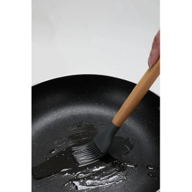 Resim Macgon Ahşap Saplı Siyah Silikon Uçlu Yağ ve Yemek Fırçası - Dayanıklı Silikon Uçlu Yağ Fırçası 