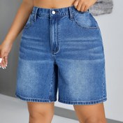 Resim Kadınlar İçin Orta Bel Düz Kesim Kot Şort - Rahat Kesimli Yazlık Cepli, Mid-Thigh Boyutunda ve Tek Renkli, Makinede Yıkanabilir, Klasik Denim Stili, Esneklik Olmayan Kumaş 