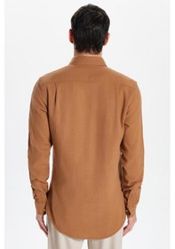 Resim Tudors Erkek Slim Fit Dar Kesim %100 Pamuk Keten Doku Düğmeli Yaka Kahverengi Gömlek-32809 Kahverengi 
