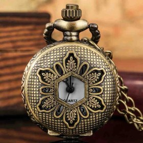 Resim Wolawood Klasik Tasarımın En Zarif Hali: Özenle Işlenmiş Bronz Kasalı, Zincirli Vintage Cep Saati Bronz Kasalı Vintage Havası Veren Zamana Meydan Okuyan Hediyelik Köstekli Saat 