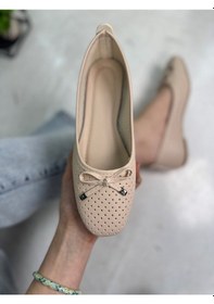 Resim Günlük Kadın Delikli Babet Fiyonklu Metal Detaylı Yumuşak Dikiş Taban Hafif Rahat Ayakkabı 114 Bej 