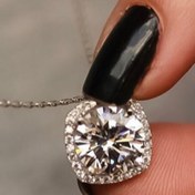 Resim Crystal Diamond Zirconia Işıklı Kutuda 2 Carat Tektaş Kolye 