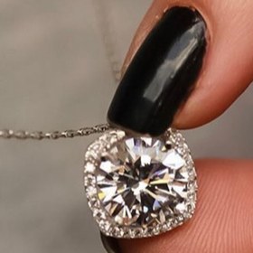 Resim Crystal Diamond Zirconia Işıklı Kutuda 2 Carat Tektaş Kolye 