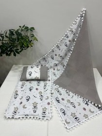 Resim Poplin Kumaş ve Ponponlu Alt Açma, Yastık ve Battaniye 3'lü Set 