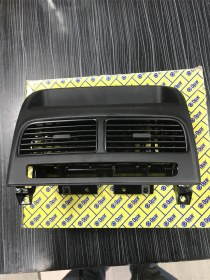 Resim Fiat Linea Orta Havalandırma Siyah 