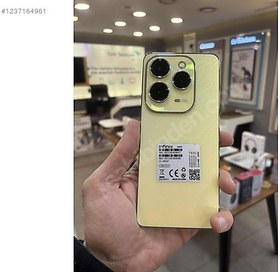 Resim Infinix Hot 40 Pro YD | 256 GB 12 GB Altın 