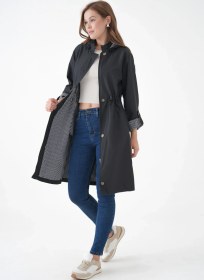 Resim Ayşo Clothes Kadın Rüzgar Ve Su Geçirmez Bondit Kumaş Çıkarılabilir Düğmeli Kapüşon Beli Tünelli Mevsimlik Trençkot Siyah 