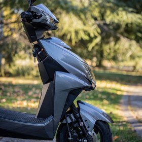 Resim Volta Vs1 Elektr. Moped Metalık Grı 