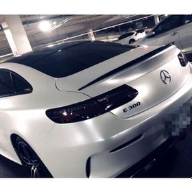 Resim Mercedes W213 Coupe Bagaj Üstü Spoiler Siyah Boyalı 