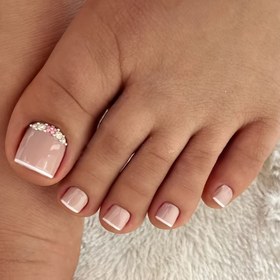Resim 24 Adet NANYIN NAIL NINA Y2K Fransız Ucu Basınçlı Ayak Tırnakları - Kare Kısa Badem Şekli, Yumuşak Pembe ve Beyaz Gradyan Çiçek Deseni ile Parlak Bitiş İlkbahar Yaz Günlük ve Resmi Etkinlikler için | Gelin tırnakları | Düğün tırnakları 