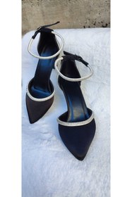 Resim Berush Bride BERUSH BRİDE SİYAH SATEN BİLEKTEN BAĞLAMALI 9 CM ABİYE AYAKKABI 